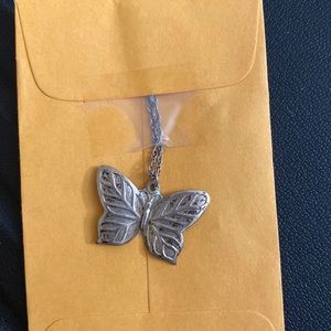Butterfly pendent and chain